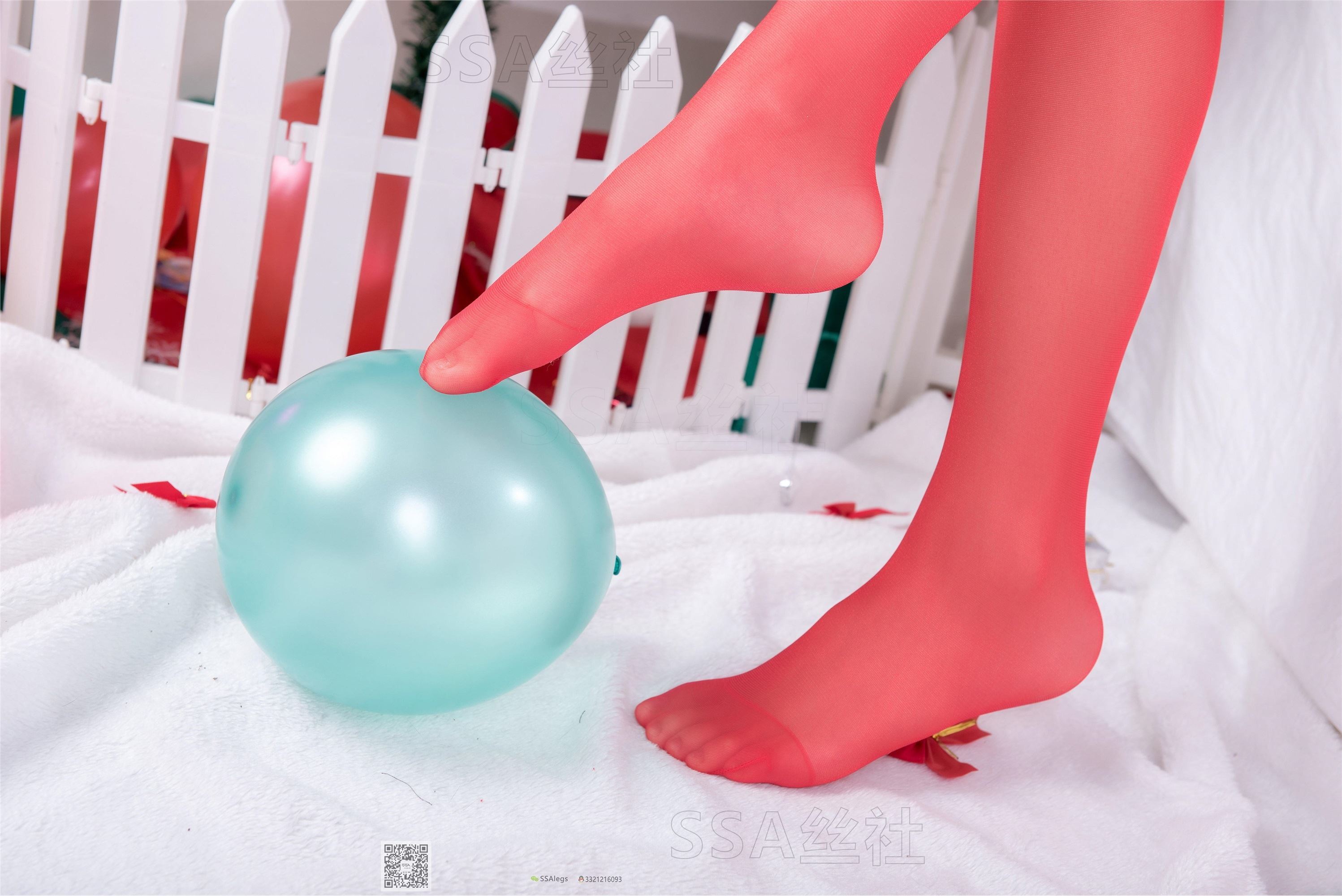 SSA丝社 NO.057 大大的红色圣诞节长筒丝足弓脱丝特写